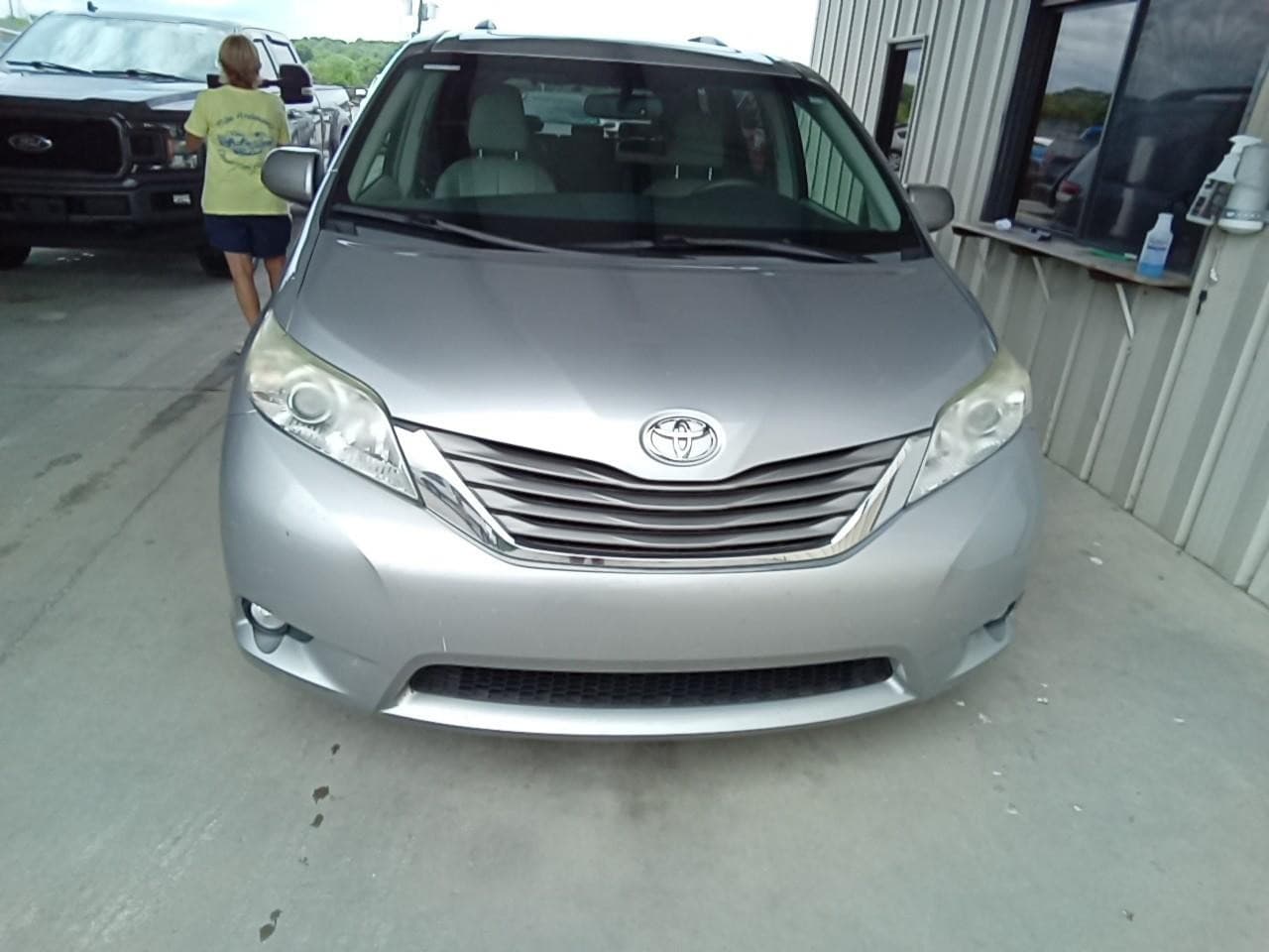 Vehicle Image
